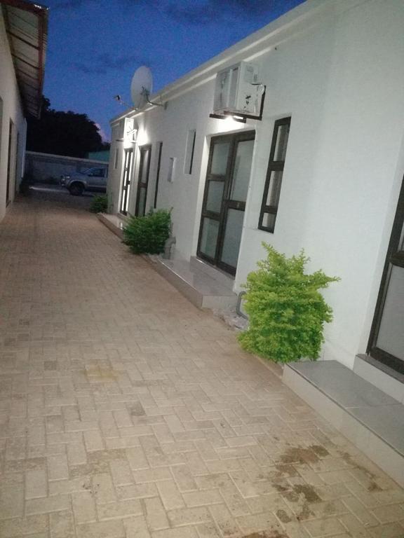 Tsumeb Guesthouse Kamho Exterior foto