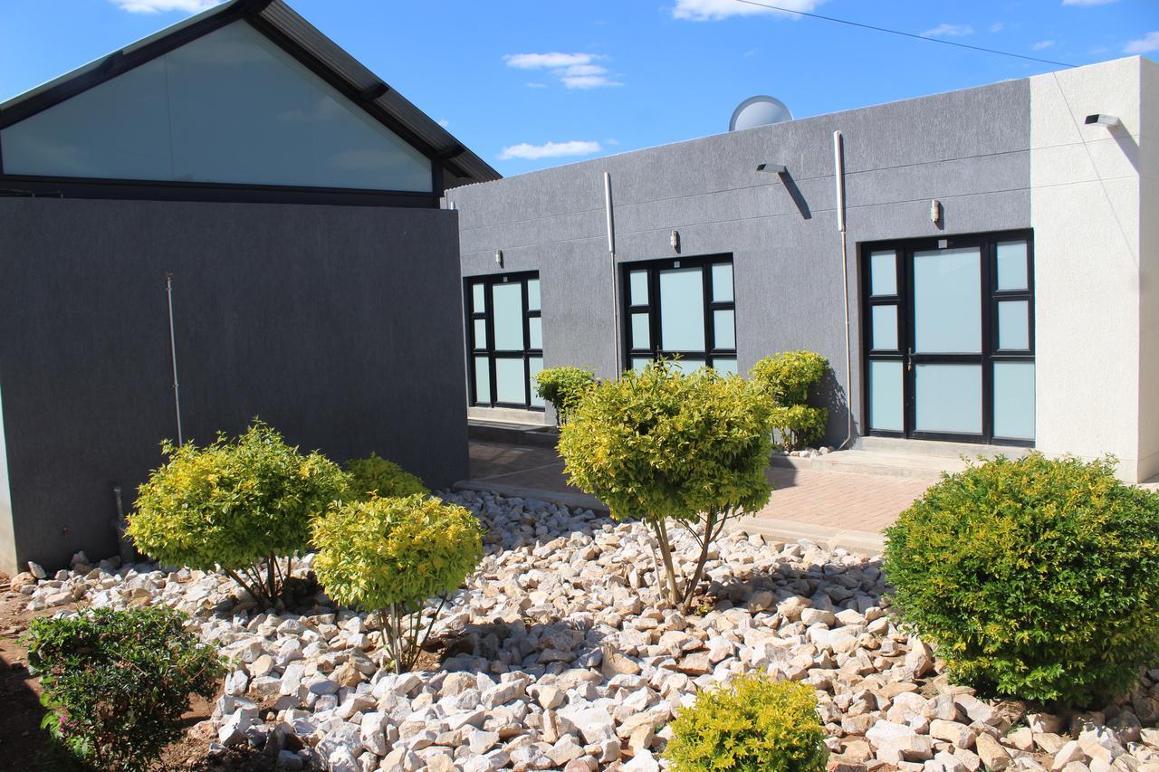 Tsumeb Guesthouse Kamho Exterior foto